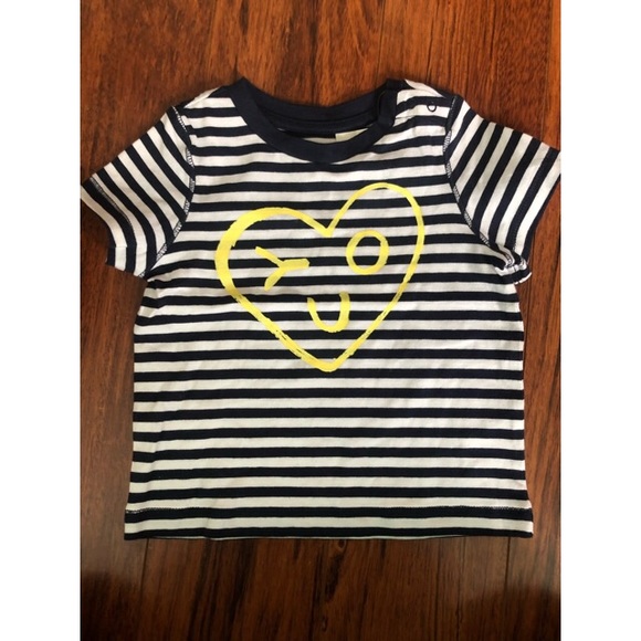 GAP Other - NWT Baby Gap stripes tee shirt size 6-12m
